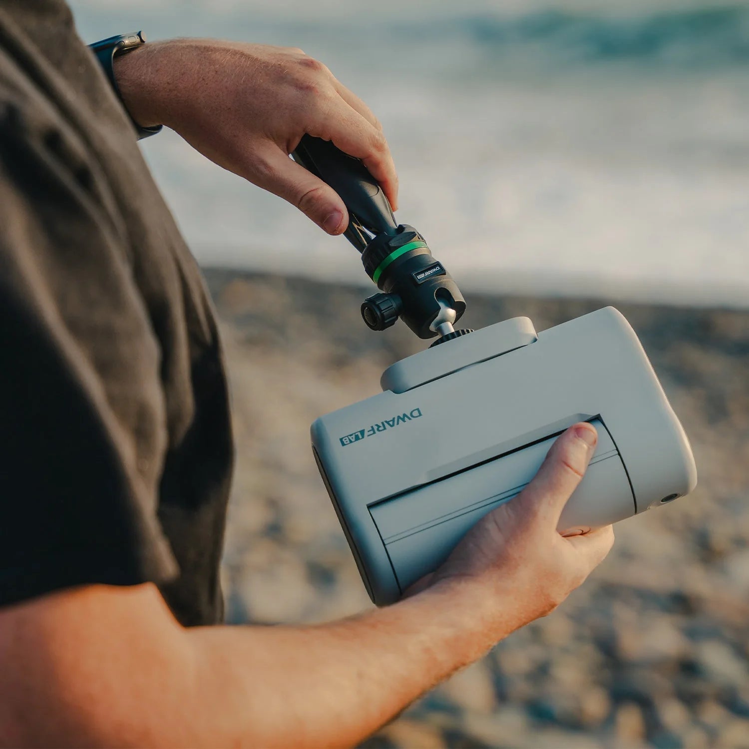 DWARF II Deluxe Edition - Smart Telescope with Solar Filters, UHC Filter and Two Replaceable Batteries