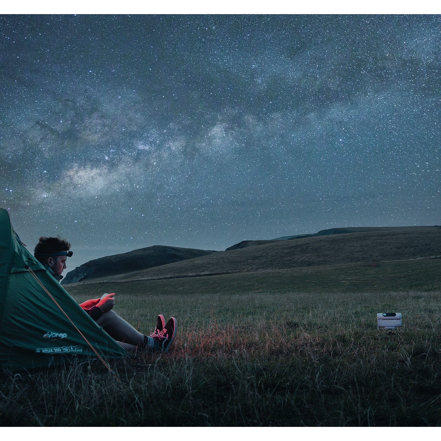 DWARF II Deluxe Edition - Smart Telescope with Solar Filters, UHC Filter and Two Replaceable Batteries